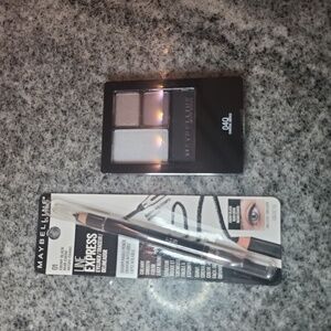 Maybelline New York Black Eyeliner and Smokey Eyeshadow Pallete Lot